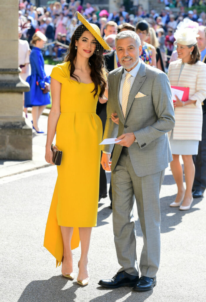 Aké šaty pre družičku na svadbu - žltý total look